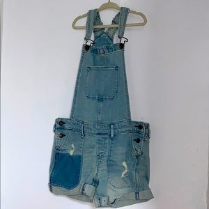 Hollister patchy overall shorts